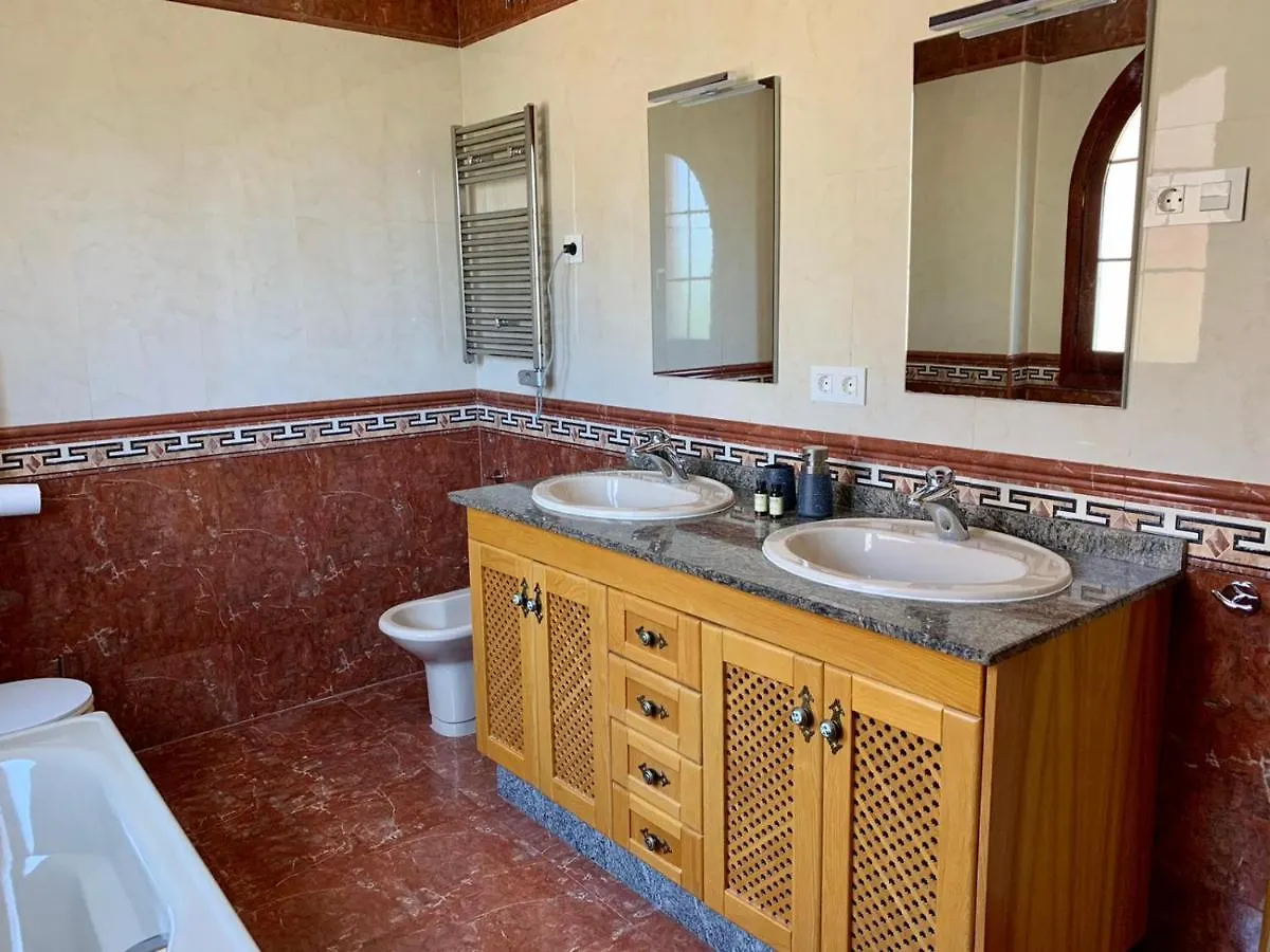 Stunning 4 Bedroom Villa With Private Pool Sitio de Calahonda