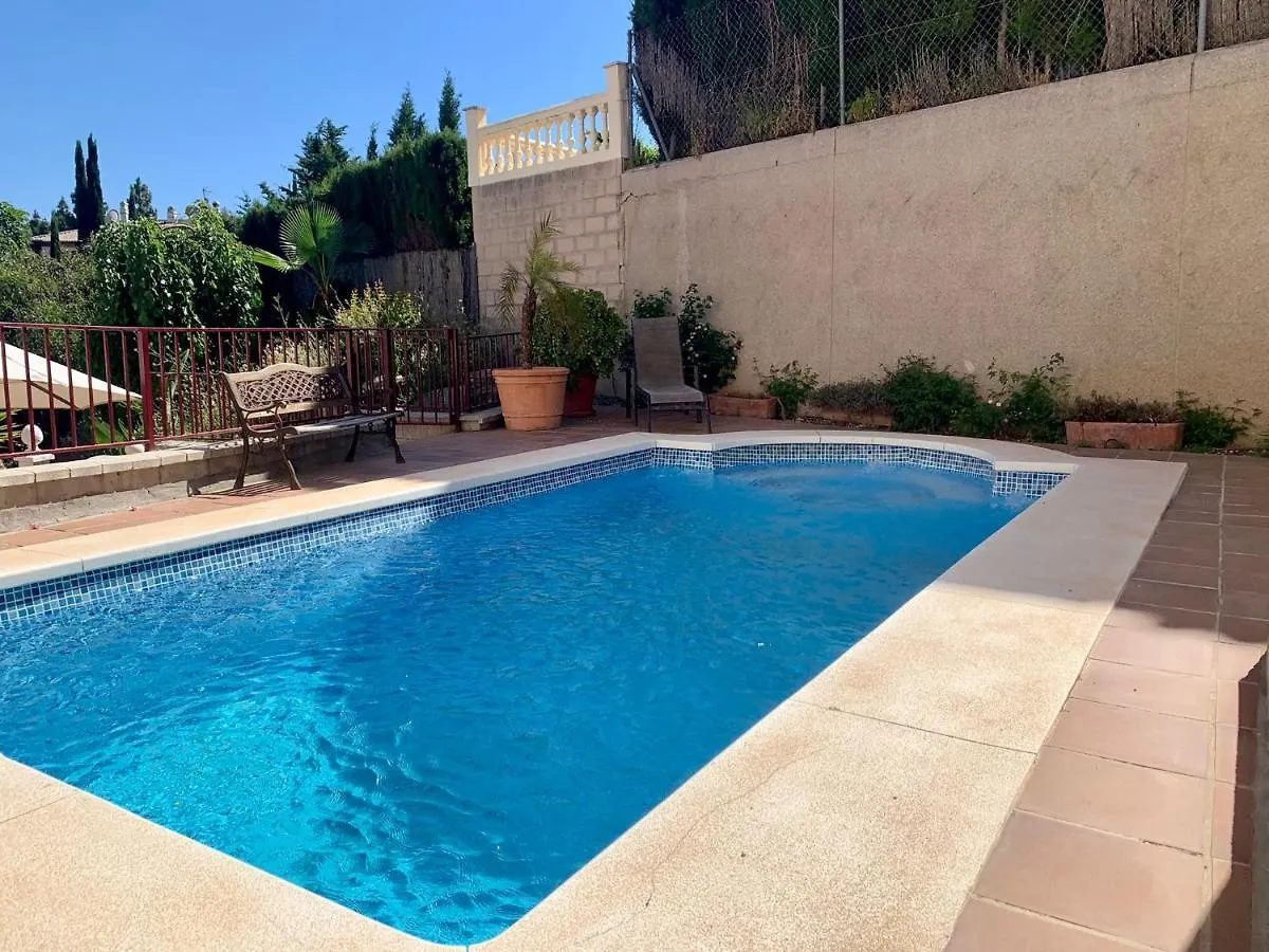 Stunning 4 Bedroom Villa With Private Pool